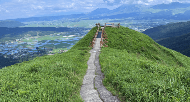 阿蘇の西湯浦園地展望所からの絶景
